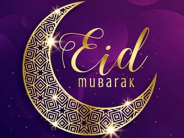 #EidMubarak : దేశవ్యాప్తంగా రంజాన్ వేడుకలు... కిటకిటలాడుతున్న ఈద్గాలు