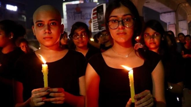 హైదరాబాద్ అత్యాచారం: 'పురుషులను నిందించండి - సురక్షితమైన నగరాన్ని కాదు'