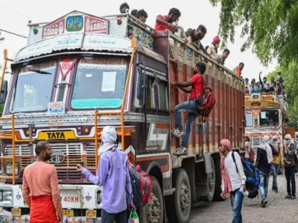 ఉత్తరప్రదేశ్‌లో 50 మంది వలస కార్మికులకు కరోనా- 24గంటల్లో రికార్డ్