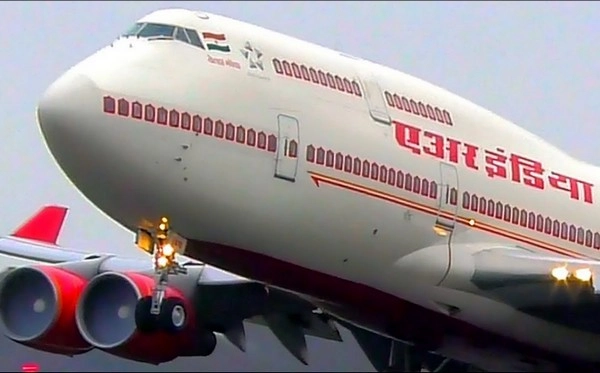 ఆ ముగ్గురి కోసం బోయింగ్ 747 విమానాలు - ఖజానాపై భారం రూ.8458 కోట్లు