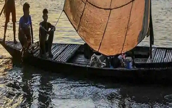 బంగ్లాదేశ్ నదిలో పడవ మునక.. 28 మంది మృతి.. డజన్ల సంఖ్యలో గల్లంతు