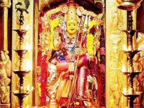 ఇంద్రకీలాద్రిపై నేడు దుర్గాదేవిగా దుర్గమ్మ దర్శనం