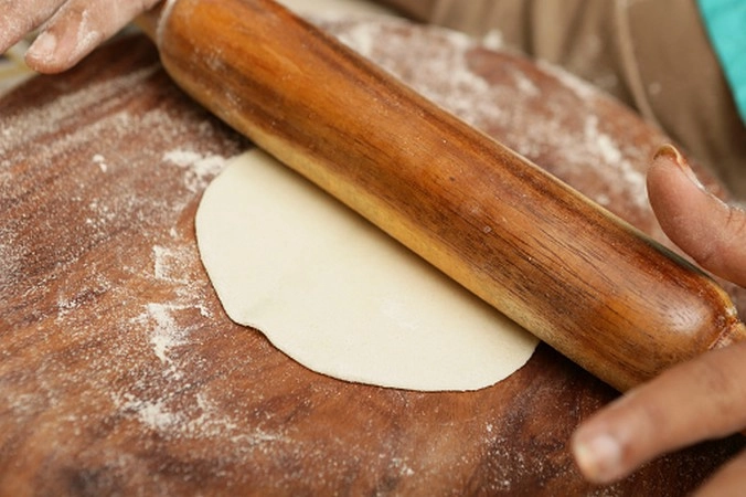 chapati wooden stick