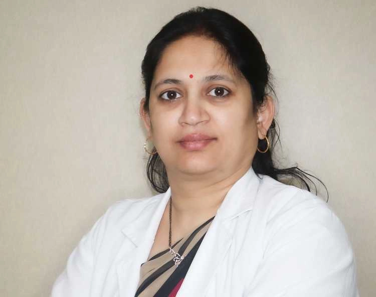 Dr Suchitra