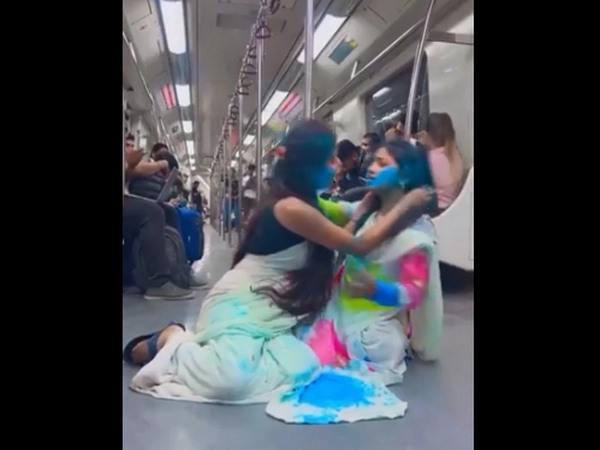 Youth dance in metro