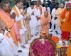 मुख्यमंत्री योगी आदित्यनाथ ने लोधेश्वर महादेव का दर्शन-पूजन कर किया अभिषेक