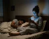 Female Fertility रात्री ११ नंतर जागे राहताय? महिलांनो सावधान, 'फर्टिलिटी'वर होतोय अपुऱ्या झोपेचा परिणाम!