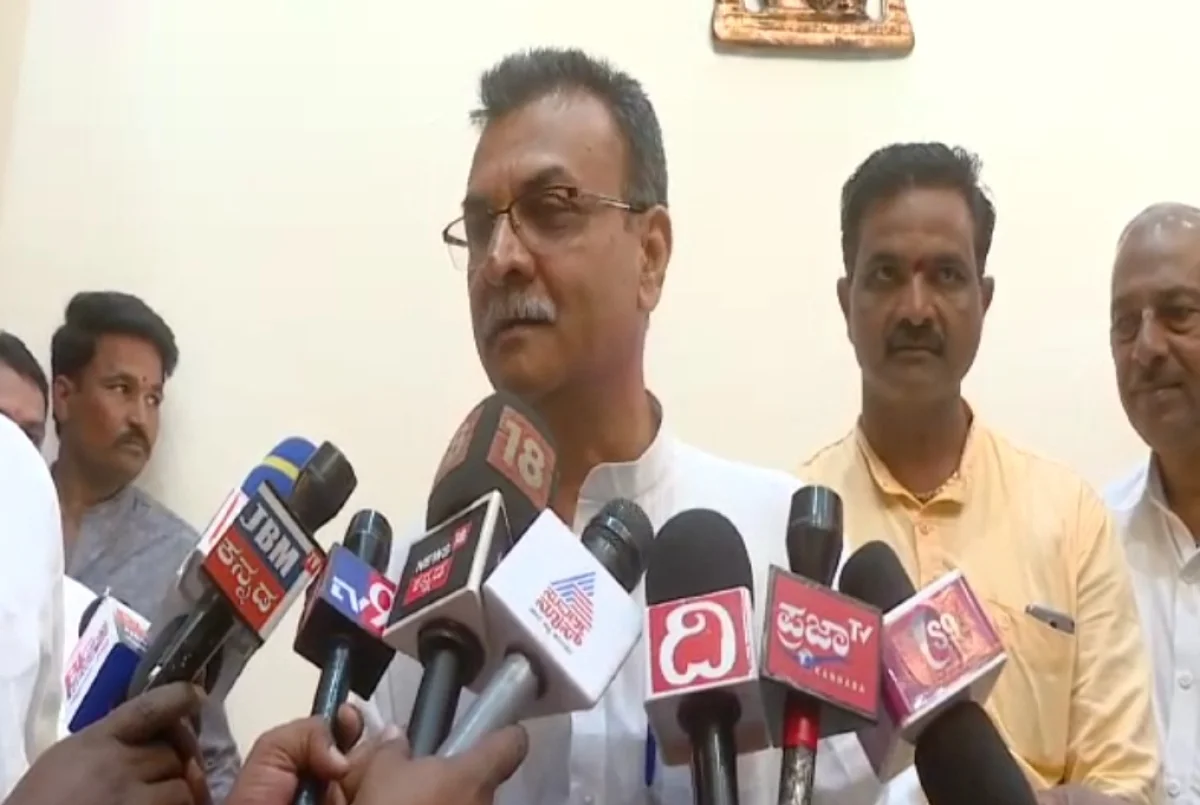 ಅನರ್ಹ ಶಾಸಕ