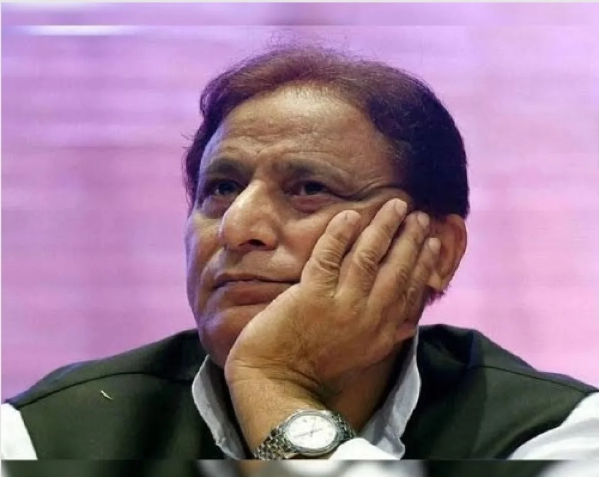 SP leader Azam Khan या नेत्याला 7 वर्षांची शिक्षा - SP leader Azam Khan ...