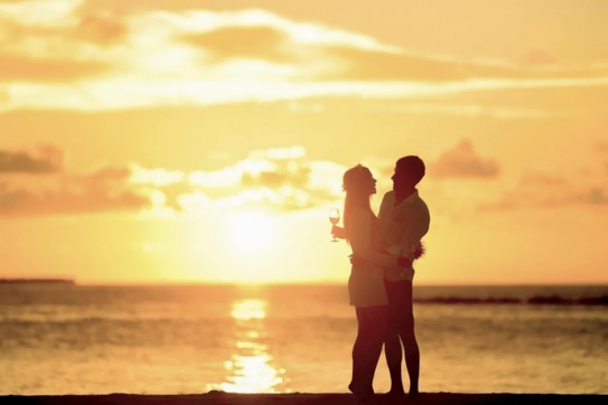 LOVE AND RELATION RELATIONSHIP TIPS  SMALL GESTURES OF LOVE LOVE IN RELATION RELATIONSHIP TIPS IN MARATHI  NATYALA KASE WACHVAAL RELATIONSHIP TIPS IN MARATHI WEBDUNIA MARATHI