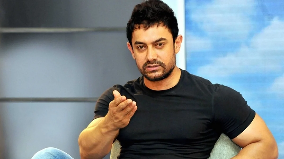 There are three different looks of Aamir