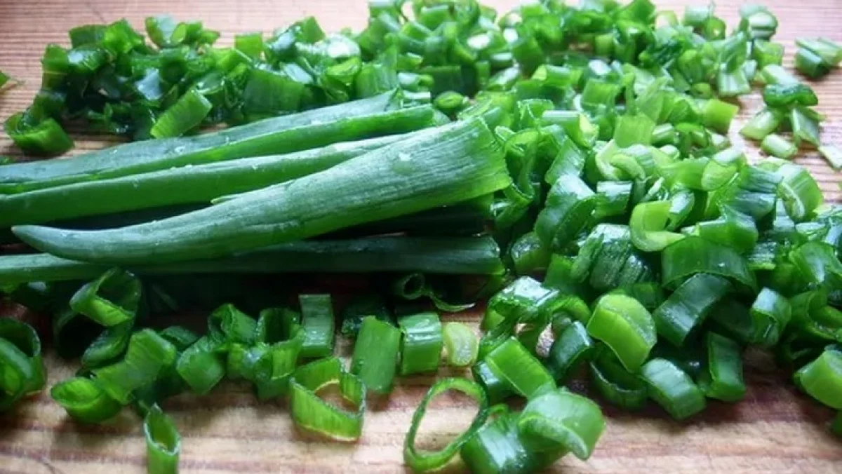 வெங்காயத்தாள்