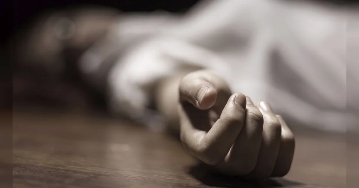 மகள் இறந்த துயரம்.. ஆம்புலன்ஸ் முதல் இறுதிச்சடங்கு வரை லஞ்சம்.. ஒரு தந்தையின் ஆத்திரமான பதிவு..!