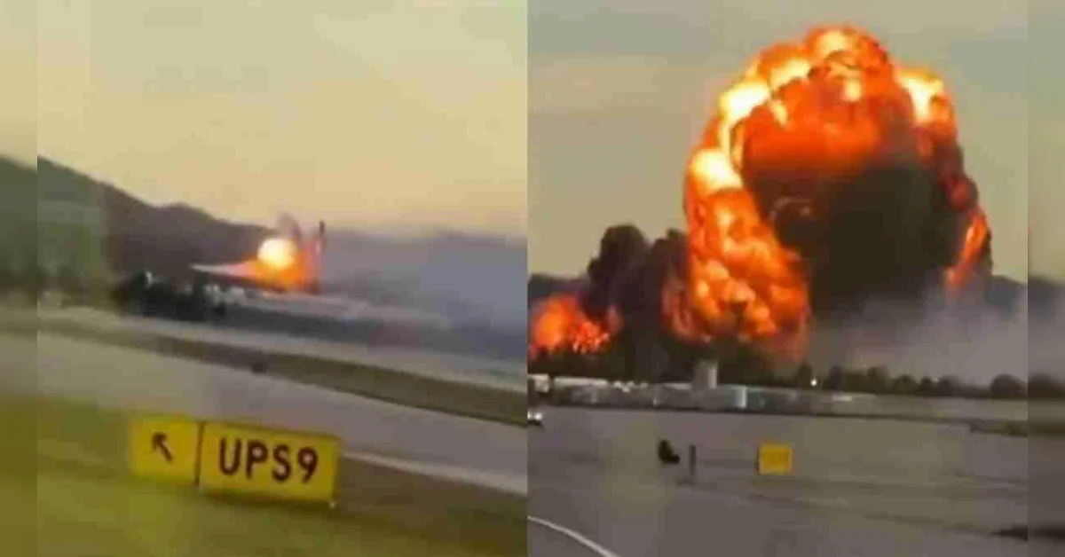 இறக்கையில் திடீர் தீ.. நொடிப்பொழுதில் வெடித்து சிதறிய விமானம்! - நெஞ்சை உலுக்கும் வீடியோ!