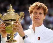 Jannik Sinner Stages Comeback to Defeat Alexander Zverev, Retains Wimbledon Title