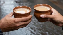 चहा सोडल्यावर शरीरात होणारे ९ मोठे बदल जाणून तुम्हाला धक्का बसेल चहा सोडल्यावर शरीरात होणारे ९ मोठे बदल जाणून तुम्हाला धक्का बसेल