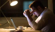 இரவு நேரத்தில் (Night Shift) பணி புரிவதில் உடலில் ஏற்படும் பாதிப்பு!.. மக்களே அலார்ட்.. இரவு நேரத்தில் (Night Shift) பணி புரிவதில் உடலில் ஏற்படும் பாதிப்பு!.. மக்களே அலார்ட்..