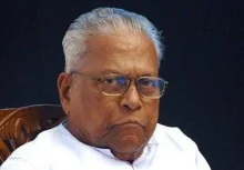ఆస్పత్రిలో చేరిన కేరళ మాజీ సీఎం - ఐసీయూలో చికిత్స