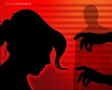 పురిటి నొప్పులొచ్చేదాక బాలిక గర్భవతి అనే విషయం తెలియదా?