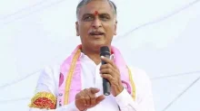 మాటల్లో కోతలు.. ఉద్యోగుల వేతనాల్లో కోతలు.. ఇదేనా ప్రజా పాలన? : సీఎం రేవంత్ రెడ్డి మాటల్లో కోతలు.. ఉద్యోగుల వేతనాల్లో కోతలు.. ఇదేనా ప్రజా పాలన? : సీఎం రేవంత్ రెడ్డి