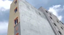 Gachibowli: ఒకవైపుకు ఒరిగిన నాలుగు అంతస్థుల భవనం.. (video)