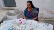 ఈఎంఐల రూపంలో లంచం : ఏసీబీకి చిక్కిన ప్రభుత్వ అధికారిణి (వీడియో) ఈఎంఐల రూపంలో లంచం : ఏసీబీకి చిక్కిన ప్రభుత్వ అధికారిణి (వీడియో)