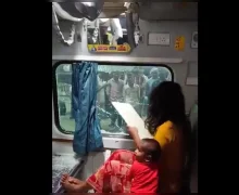 Video ઈન્દોરથી દિલ્હી જતી ટ્રેનમાં એક મહિલાનું પર્સ ચોરાઈ ગયું, દિલ્હી પહોંચતા જ હંગામો અને તોડફોડ