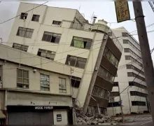 બાંગ્લાદેશમાં  5.7 ની તીવ્રતાનો ભૂકંપ,  દસ લોકો મોત, 450 કરતાં વધુ ઘાયલ