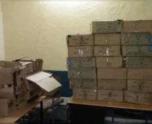 નવસારી હાઇવે પરથી 1 કરોડનો દારૂ જપ્ત; આરોપી લસણ ભરેલા ટ્રકમાં છુપાવીને લઈ જઈ રહ્યો હતો