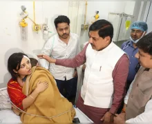 इंदूर ट्रक अपघातावर मुख्यमंत्री डॉ. मोहन यांची मोठी कारवाई, वाहतूक पोलिस उपायुक्तांसह ८ अधिकारी आणि कॉन्स्टेबल निलंबित