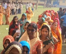 Bihar Assembly Election बिहारमध्ये पहिल्या टप्प्यात मोठ्या प्रमाणात मतदान