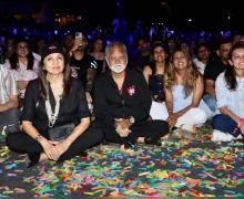 'वध २' च्या प्रदर्शनापूर्वी, संजय मिश्रा आणि नीना गुप्ता यांनी मुंबईत एक संस्मरणीय संगीतमय संध्याकाळ आयोजित केली