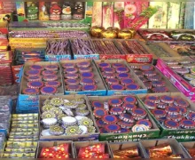 दिवाळीपूर्वी ठाणे पोलिसांनी मोठी कारवाई, विना परवाना फटाका विक्रेत्या विरुद्ध गुन्हा दाखल