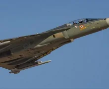 तेजस भारतीय वायुदलात समाविष्ट होण्यासाठी सज्ज, केंद्रीय संरक्षण मंत्री राजनाथ सिंग यांच्या हस्ते याचे उद्घाटन होणार