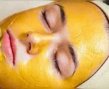 चमकदार त्वचा मिळविण्यासाठी हळदीचा अशा प्रकारे वापर करा