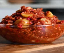 चविष्ट अशी आवळा-बीटाची चटणी; जी जेवणाची चव वाढवेल