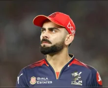 ஐ.பி.எல்.லில் இருந்து விராட் கோலி விலகுகிறாரா? ஆர்.சி.பி.-யின் வர்த்தக ஒப்பந்தத்தை நீட்டிக்க மறுத்ததால் சர்ச்சை!
