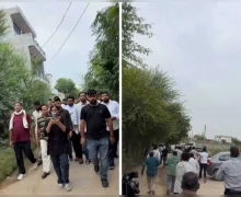 బొద్దింక జనులను ఎగేసుకున్న స్థానిక జనం, బురదలో పడేసి కుమ్మేసారు, వీడియో