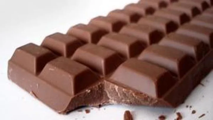 SHOCKING! After finger in ice cream, false teeth found in chocolate