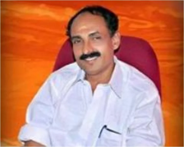 Senior leader leaves Shiv Sena, says Uddhav Thackeray style weakening Hindutva