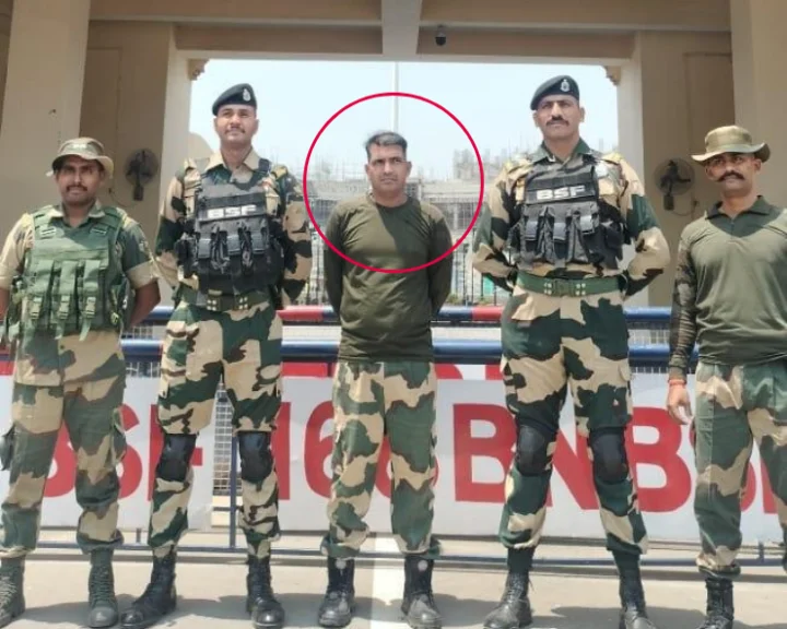 Pakistan hands over captured BSF jawan, constable Purnam Kumar Shaw returns via Attari Wagha border