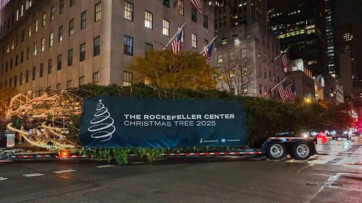 Rockefeller Center Christmas tree arrives in New York City