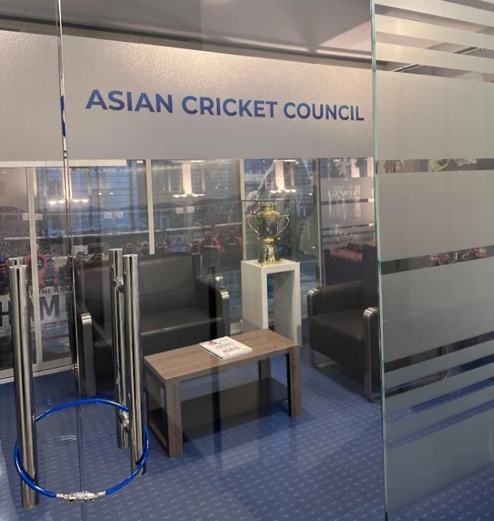 Asia Cup Trophy Locked with a Cycle Lock at ACC Headquarters, Fans Mock Mohsin Naqvi