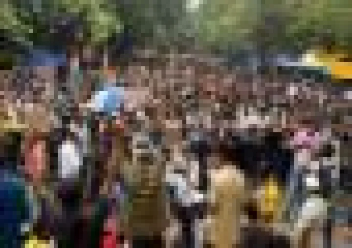 'Cockroach' party vows continued protest, parliament march called off