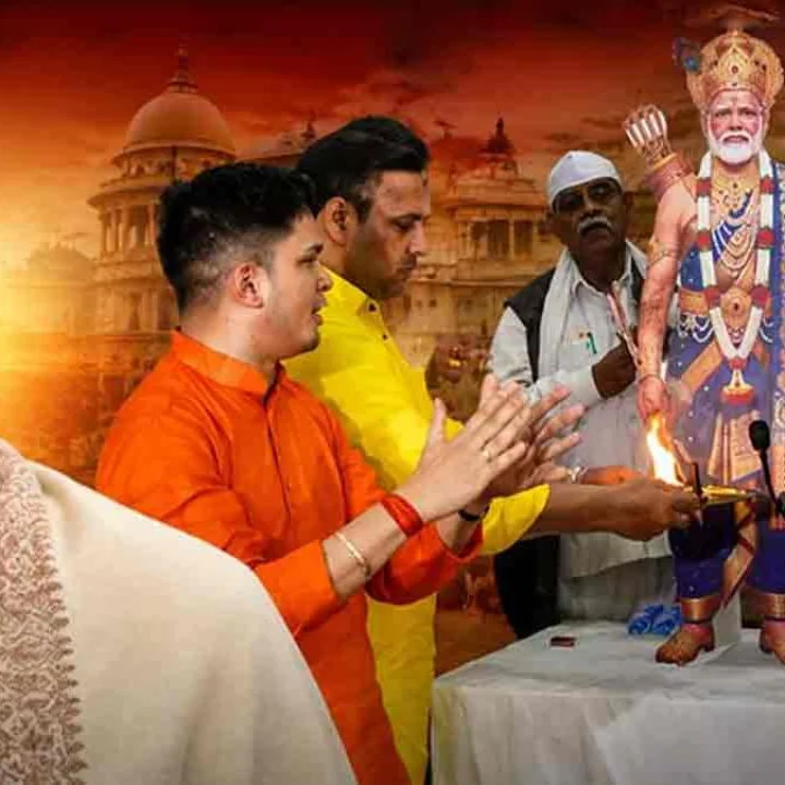 Modi Chalisa