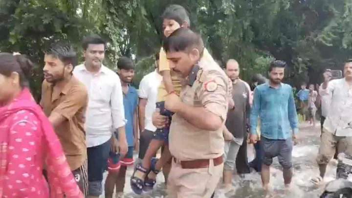 UP floods: 14,628 people shifted to safety; no deaths reported as 16 districts remain affected