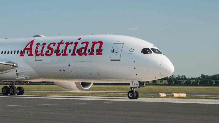 Austrian Airlines flight makes emergency landing after bomb threat, fighter jet escorts plane