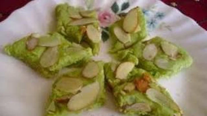 હોળી સ્પેશ્યલ રેસીપી - લીલા વટાણામી બરફી