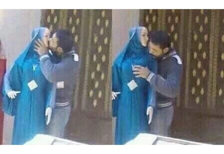 પુતળા સાથે અશ્લીલ હરકત