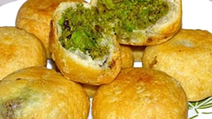 લીલા વટાણાની કચોરી